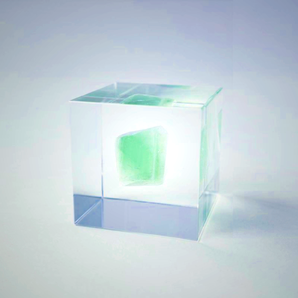 Sola Cube - Fluorite | Preserved Nature in Acrylic Display