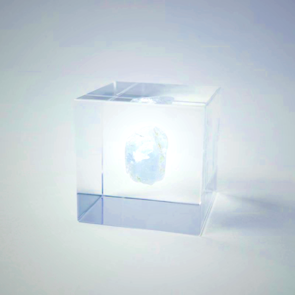 Sola Cube - Celestite | Preserved Nature in Acrylic