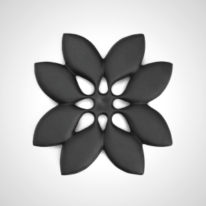 Nambu Tekki Trivet - Laurel | Japanese Cast Iron Trivet