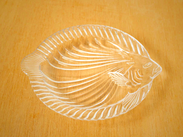 Vintage Soga Glass Fish Plates - Authentic Japanese Glassware