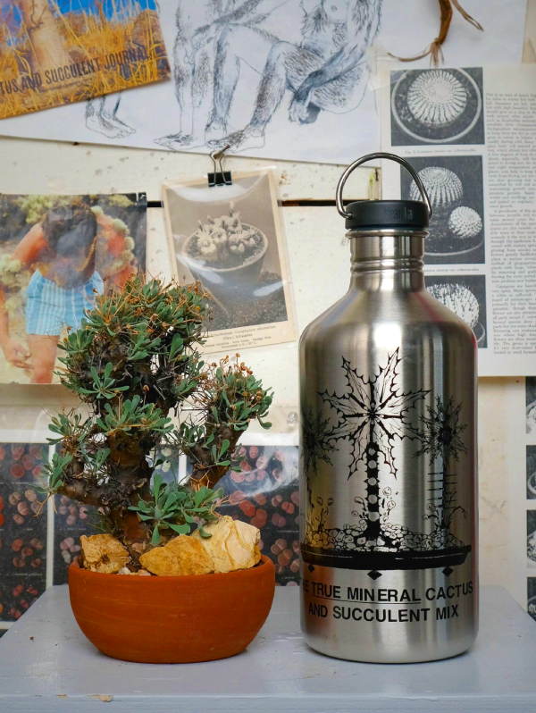 Klean Kanteen 64oz Water Vessel - Stone Eater's Edition